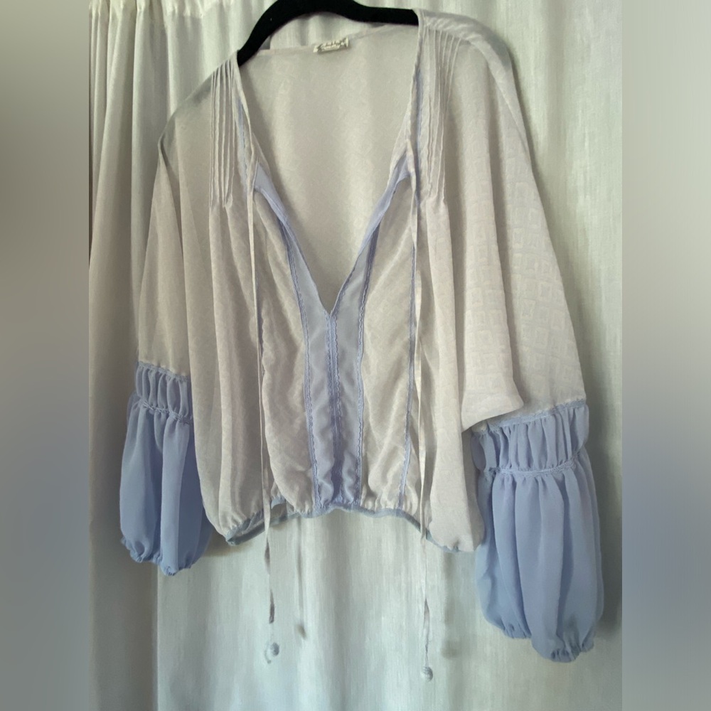Free People Boho Periwinkle Blouse Size Woman’s XS (Runs Large) - Picture 4 of 7